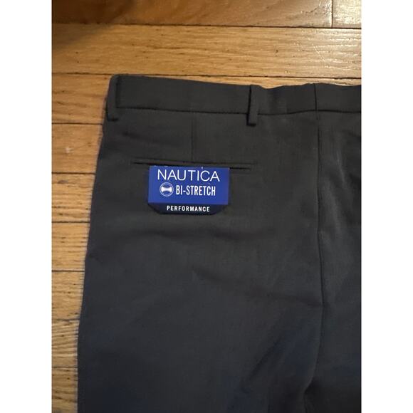 NEW Nautica Men’s Bi-Stretch Performance Dress Pants Gray 34x32 Flat Front - Picture 4 of 4